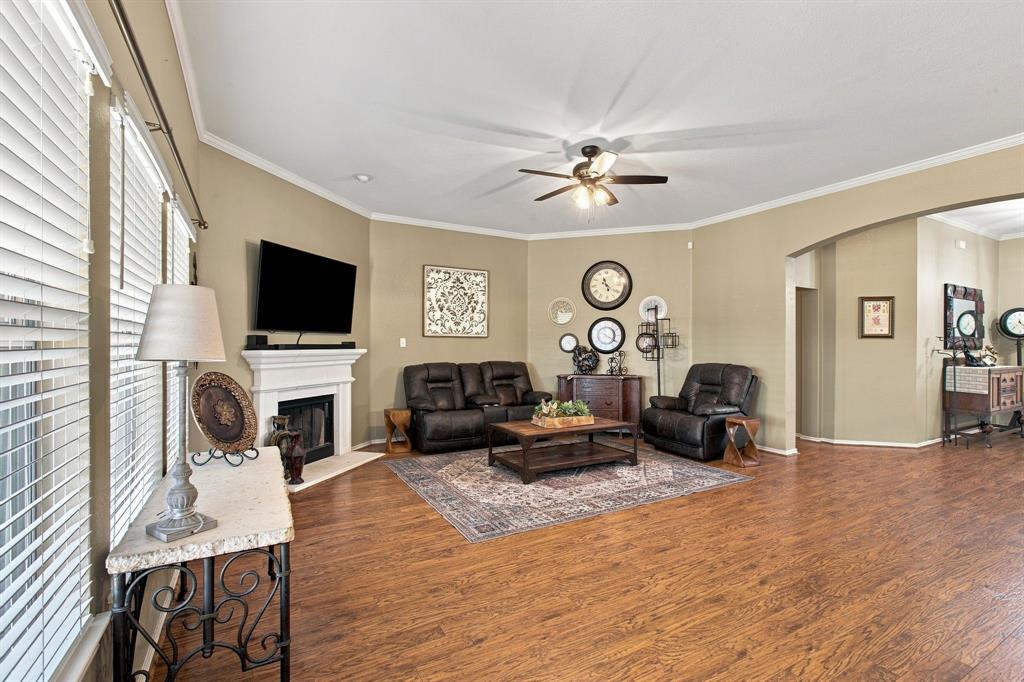 116 Springfield Circle Red Oak, TX 75165 - Photo 6 of 23 Gallery Image 6
