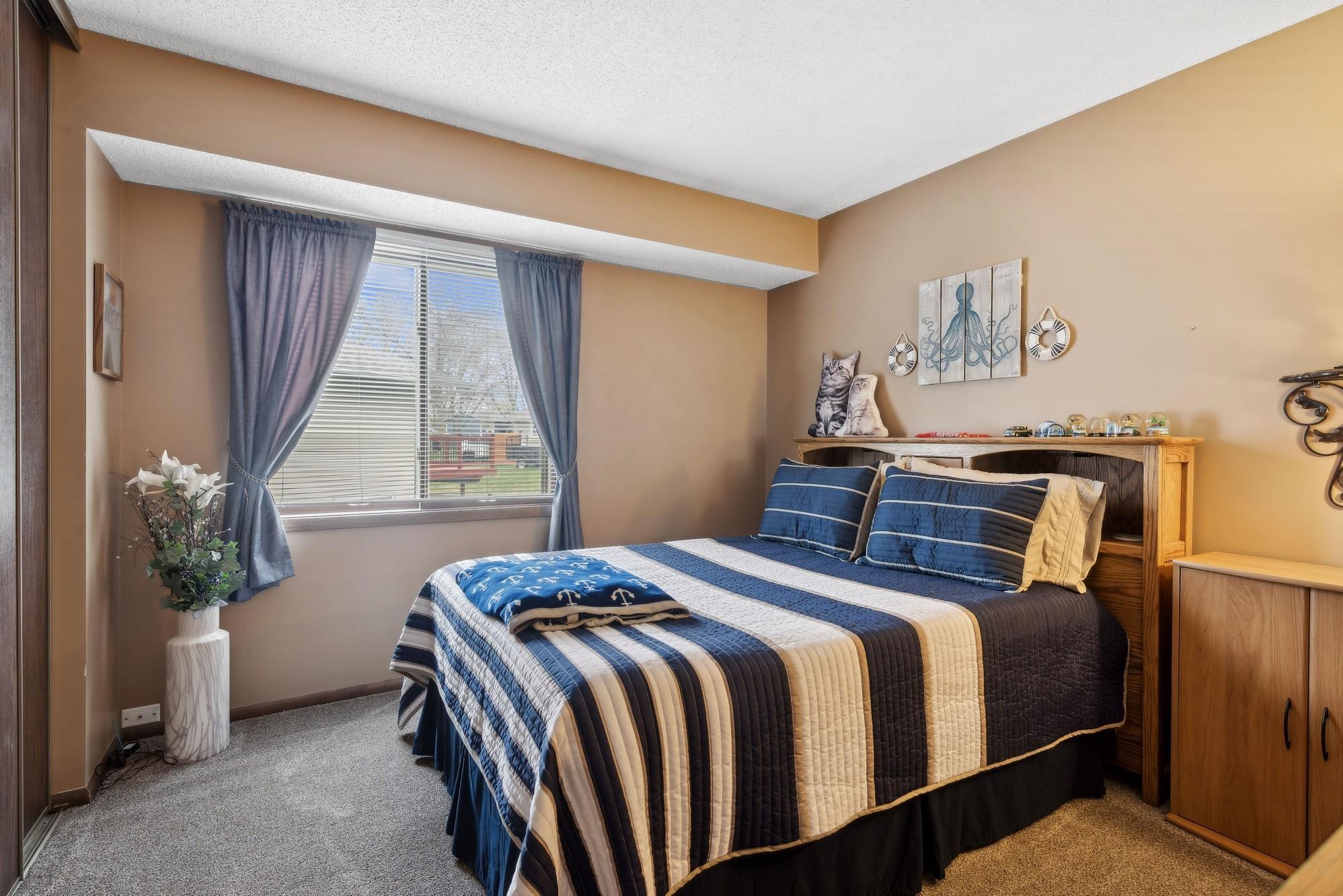 8693 Darnel Road Eden Prairie, MN 55344 - Photo 12 of 21 Gallery Image 12