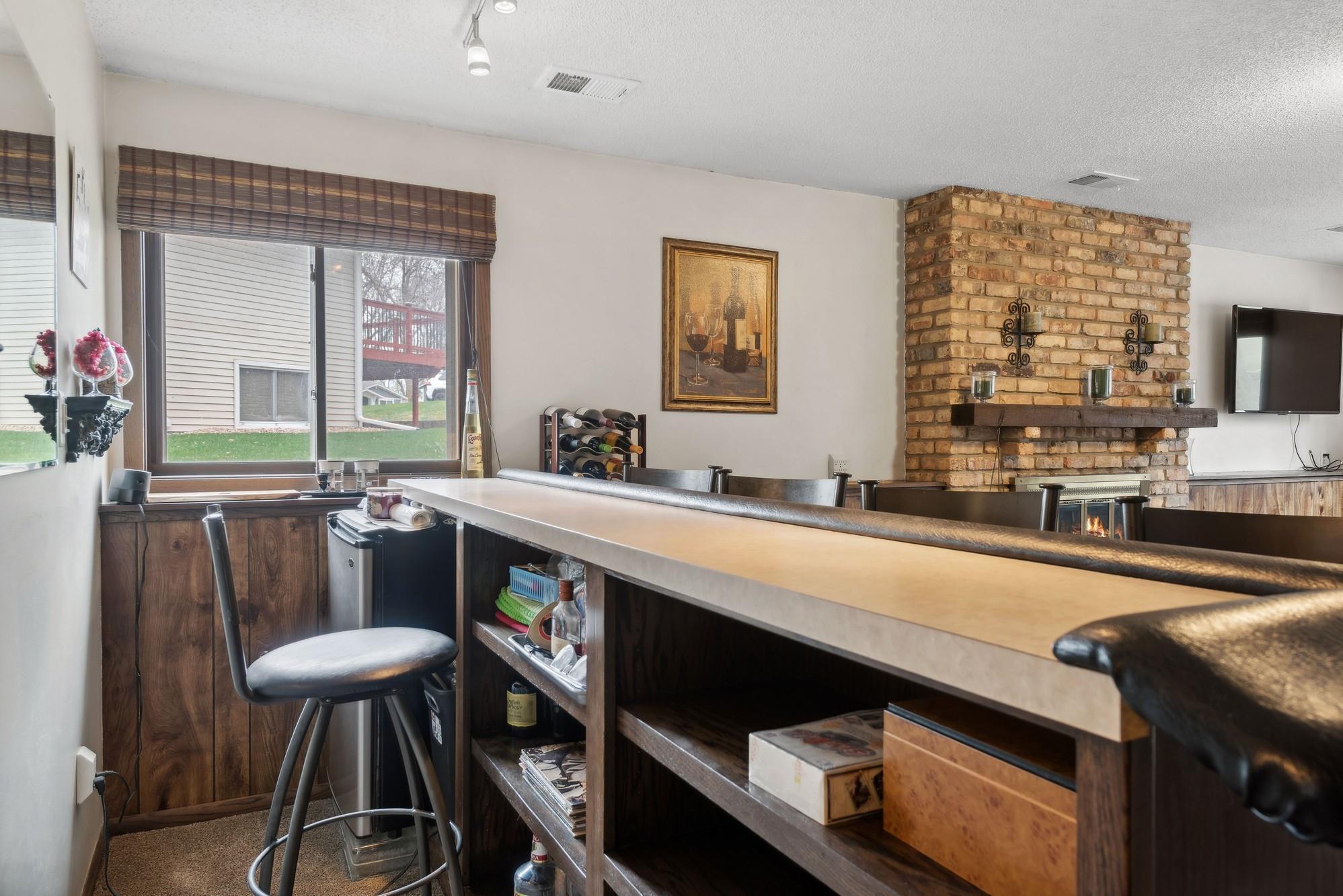8693 Darnel Road Eden Prairie, MN 55344 - Photo 20 of 21 Gallery Image 20