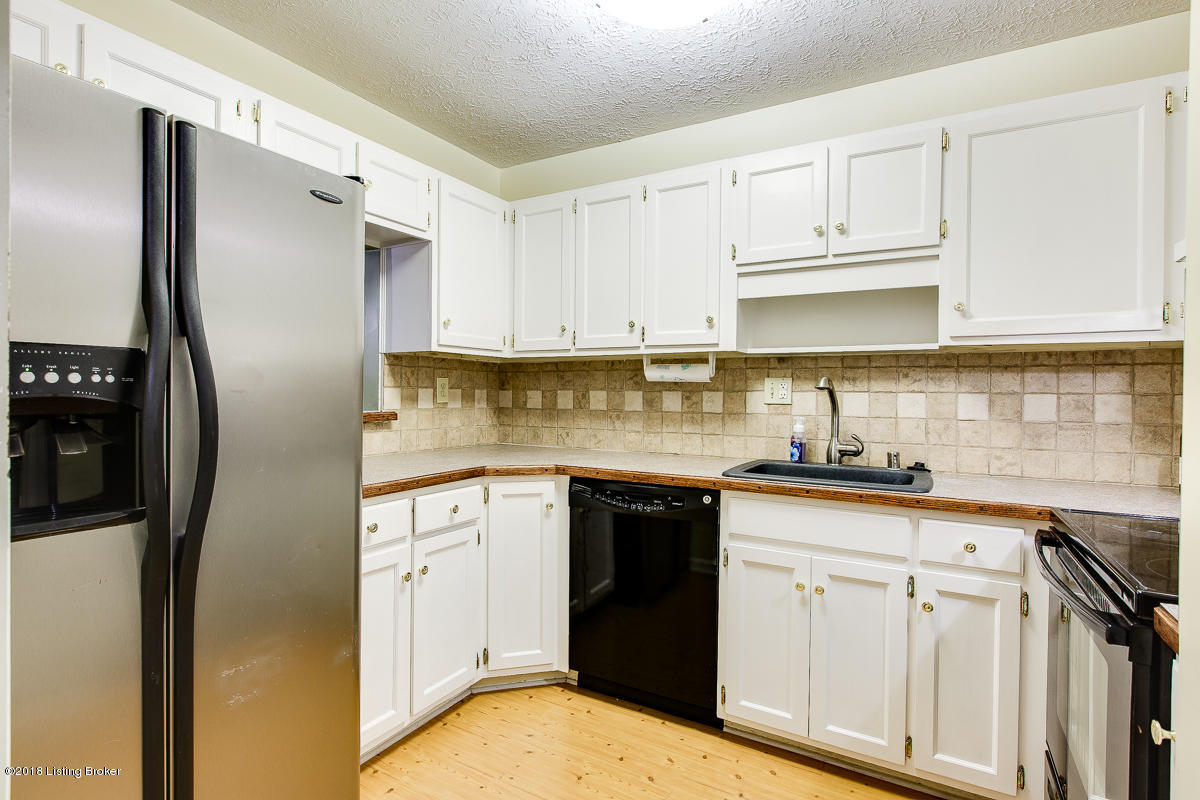 410 Mockingbird Valley Road, Unit 35 Louisville, KY 40207 - Photo 8 of 22 410 Mockingbird Valley Rd-8