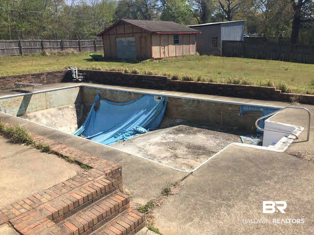9125 Broadus Loop Road Mobile, AL 36613 - Photo 3 of 5