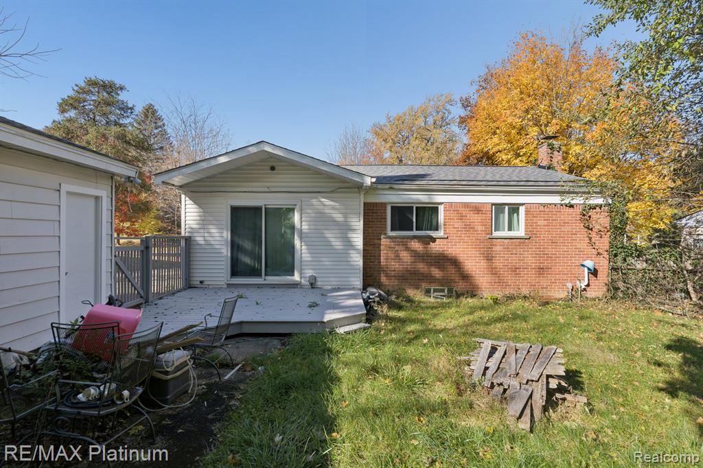 1149 Parallel Street Fenton, MI 48430 - Photo 5 of 12
