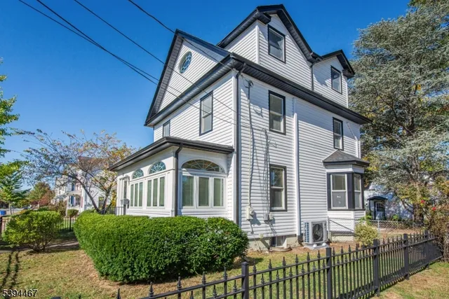 $850,000 | 69 West Hanover Avenue, Morris Plains, NJ 07950