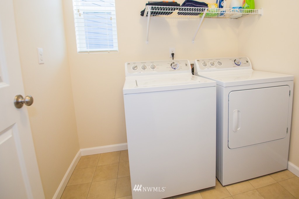 3310 176th Place Southeast Bothell, WA 98012 - Photo 15 of 18 Gallery Image 15