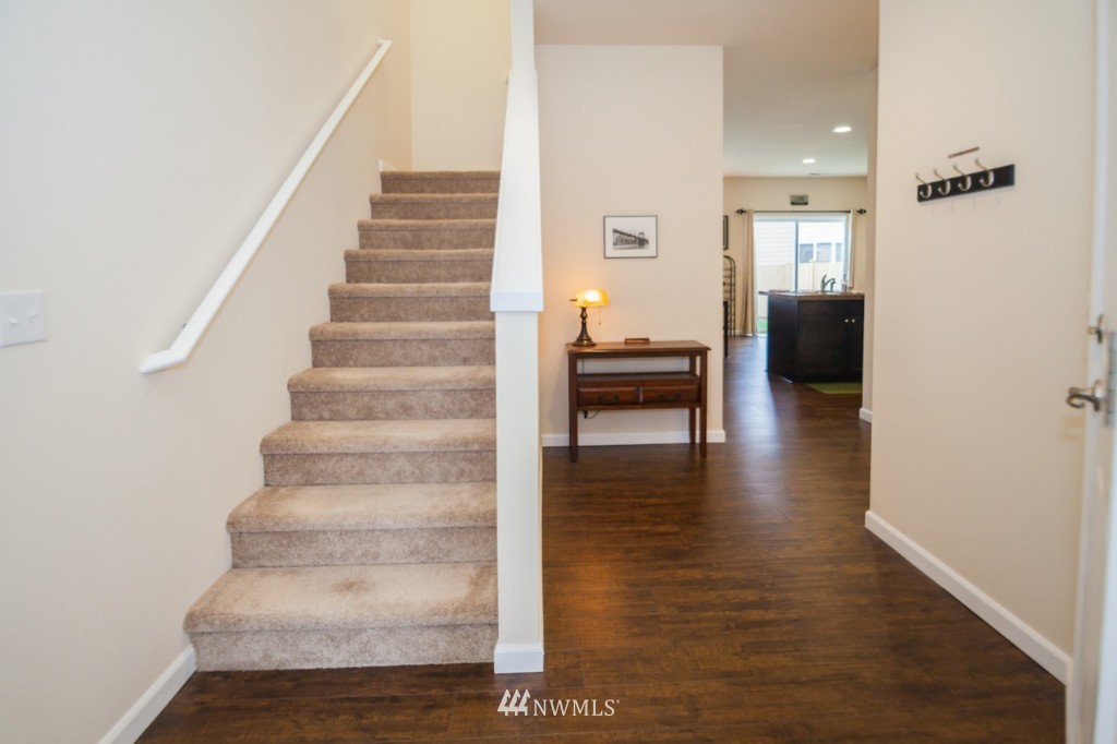 3310 176th Place Southeast Bothell, WA 98012 - Photo 3 of 18 Gallery Image 3