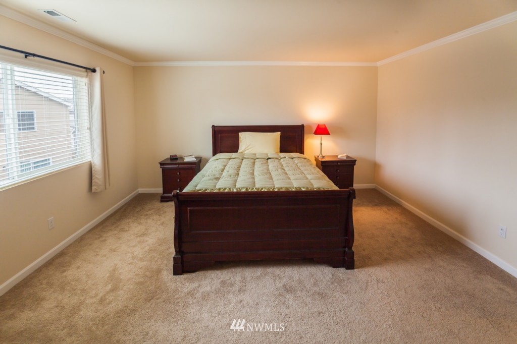 3310 176th Place Southeast Bothell, WA 98012 - Photo 9 of 18 Gallery Image 9