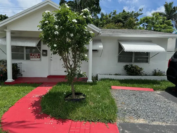 $2,400 | 4564 Northwest 16th Avenue, Fort Lauderdale, FL 33309
