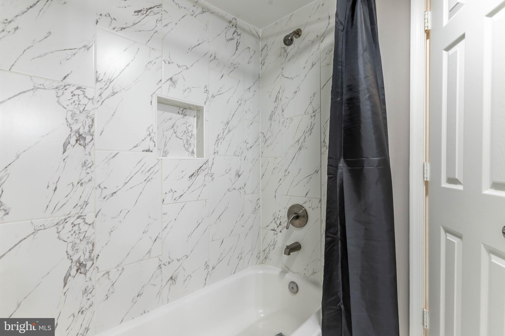 3504 Wayneswood Road Fort Washington, MD 20744 - Photo 11 of 20 Owner's Bathroom
