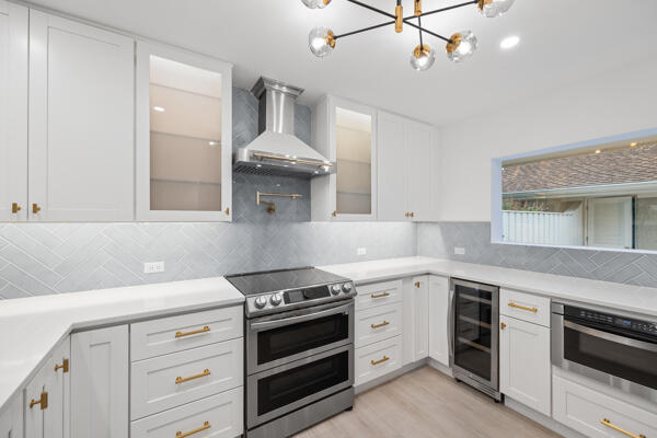 3703 Cape Pointe Circle Jupiter, FL 33477 - Photo 14 of 55 Kitchen