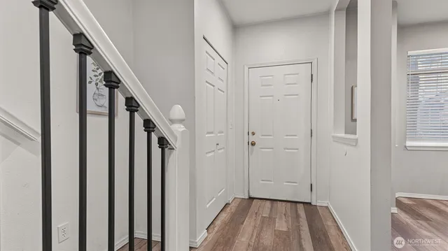 $650,000 | 18010 Northeast 94th Court, Unit 2, Redmond, WA 98052