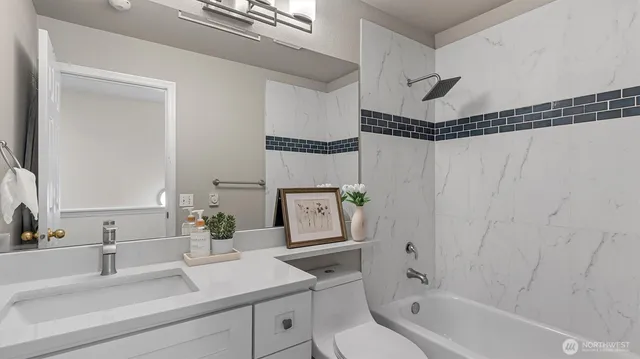 $650,000 | 18010 Northeast 94th Court, Unit 2, Redmond, WA 98052