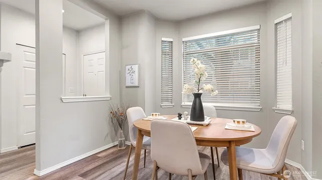 $650,000 | 18010 Northeast 94th Court, Unit 2, Redmond, WA 98052