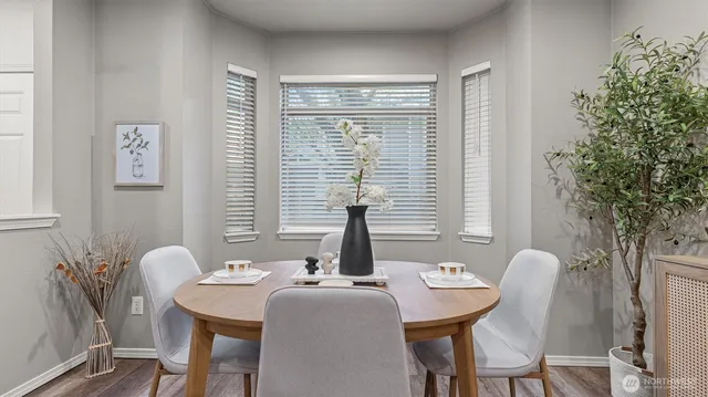 $650,000 | 18010 Northeast 94th Court, Unit 2, Redmond, WA 98052