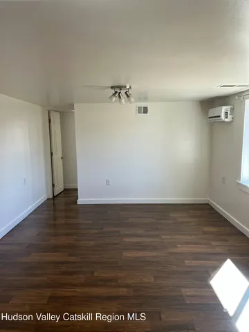 $1,400 | 48 Plattekill Drive, Unit 2, Saugerties, NY 12456