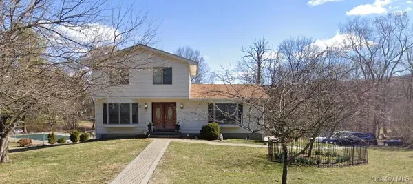 $499,999 | 15 Rena Marie Circle, Washingtonville, NY 10992