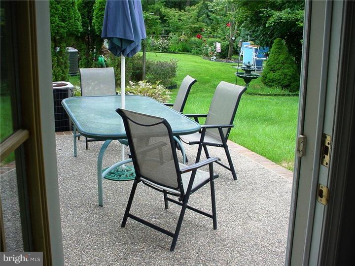 74 Mayfair Road Southampton, NJ 08088 - Photo 14 of 15 Gallery Image 14