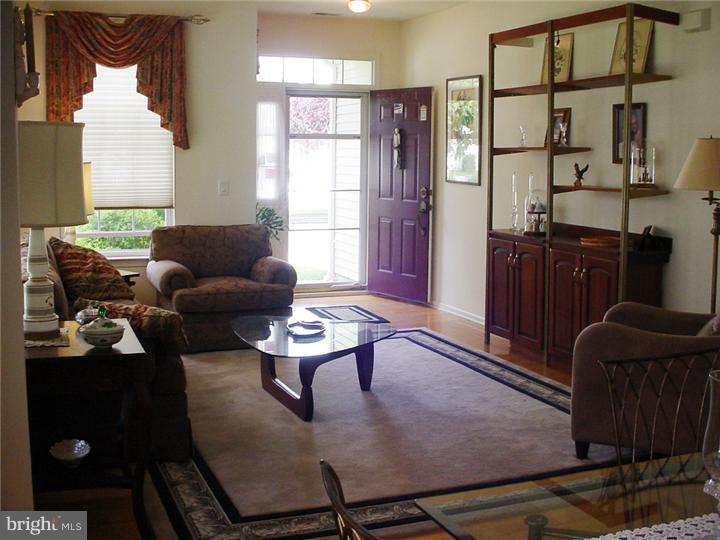 74 Mayfair Road Southampton, NJ 08088 - Photo 3 of 15 Gallery Image 3