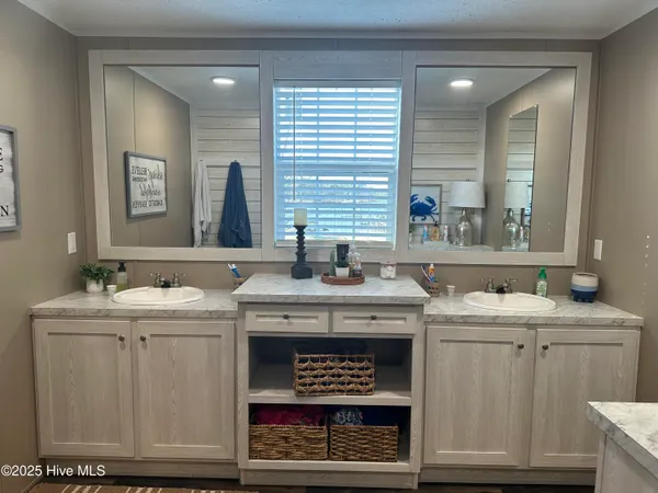 $449,900 | 360 Bond Creek Road, Aurora, NC 27806