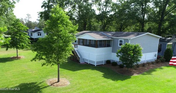 $449,900 | 360 Bond Creek Road, Aurora, NC 27806