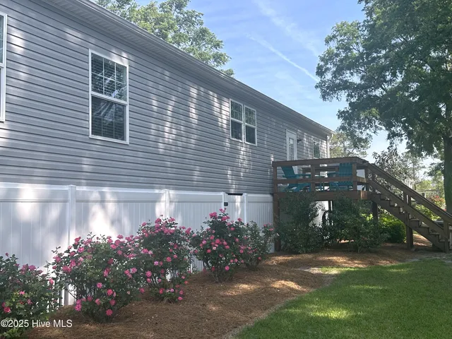 $449,900 | 360 Bond Creek Road, Aurora, NC 27806