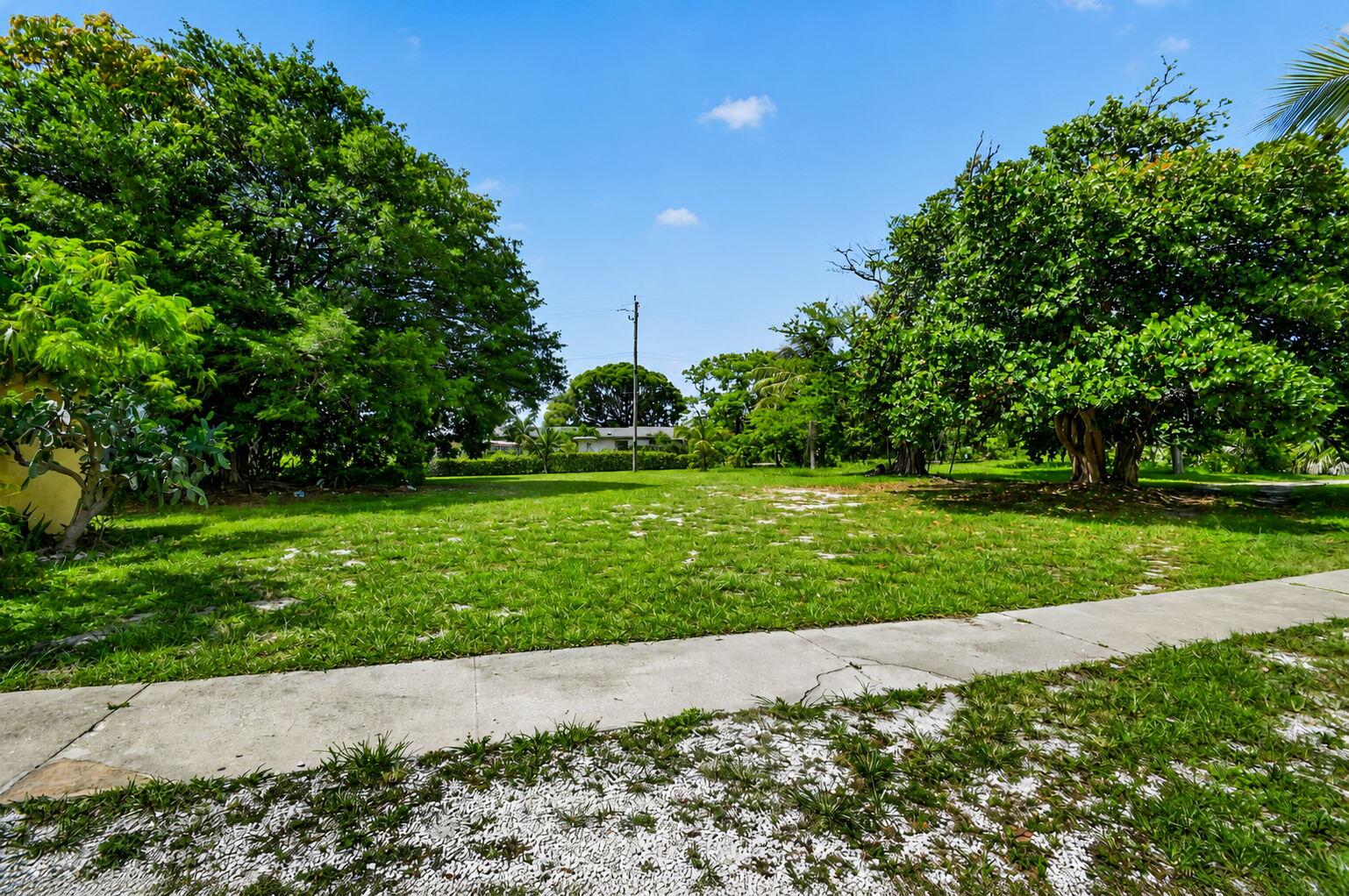 4537 Coconut Road Lake Worth, FL 33461 - Photo 39 of 55 34-web-or-mls-NEW (4)
