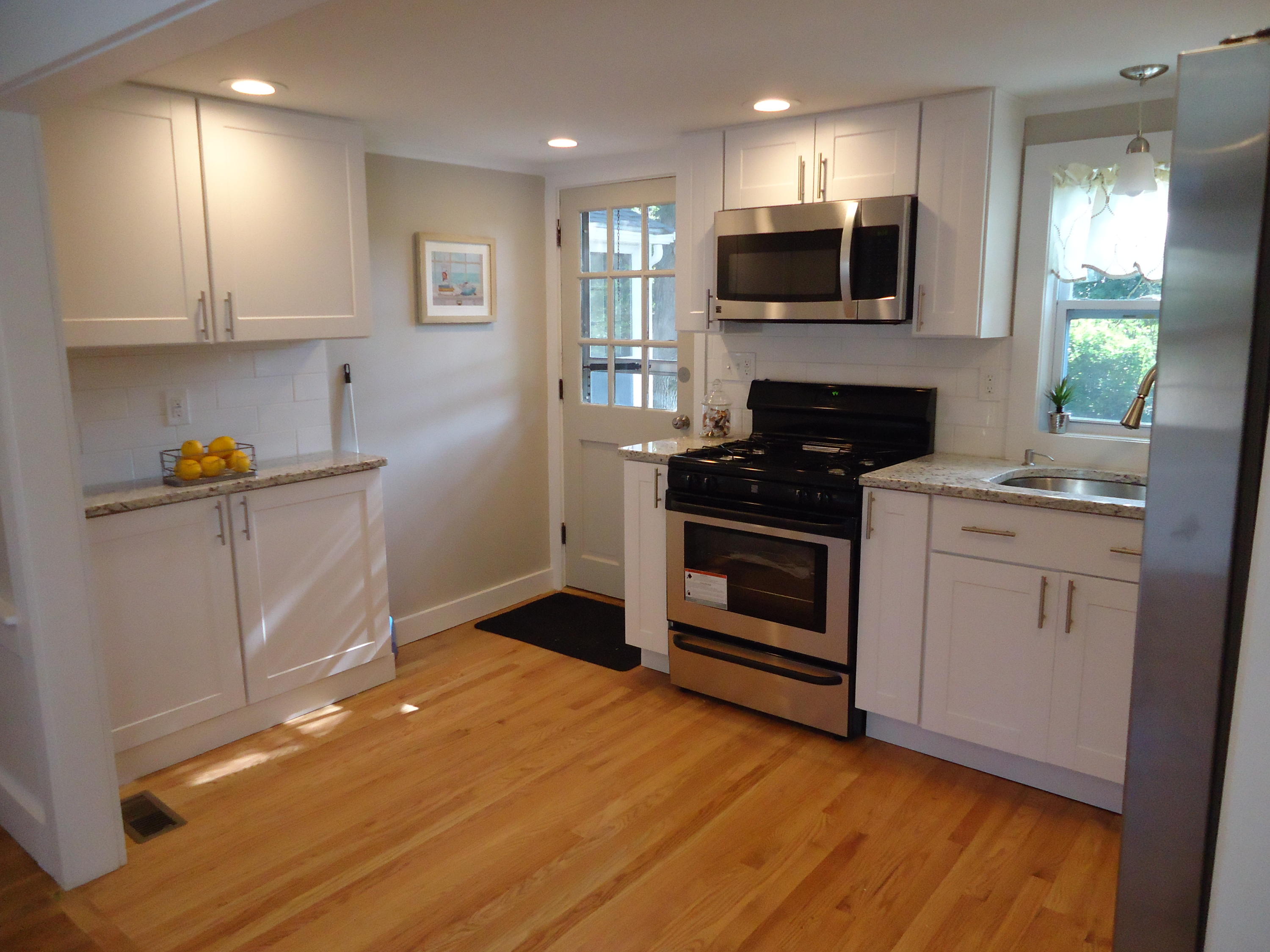 18 Brookshire Road Hyannis, MA 02601 - Photo 3 of 20 NEWBRKITCH2