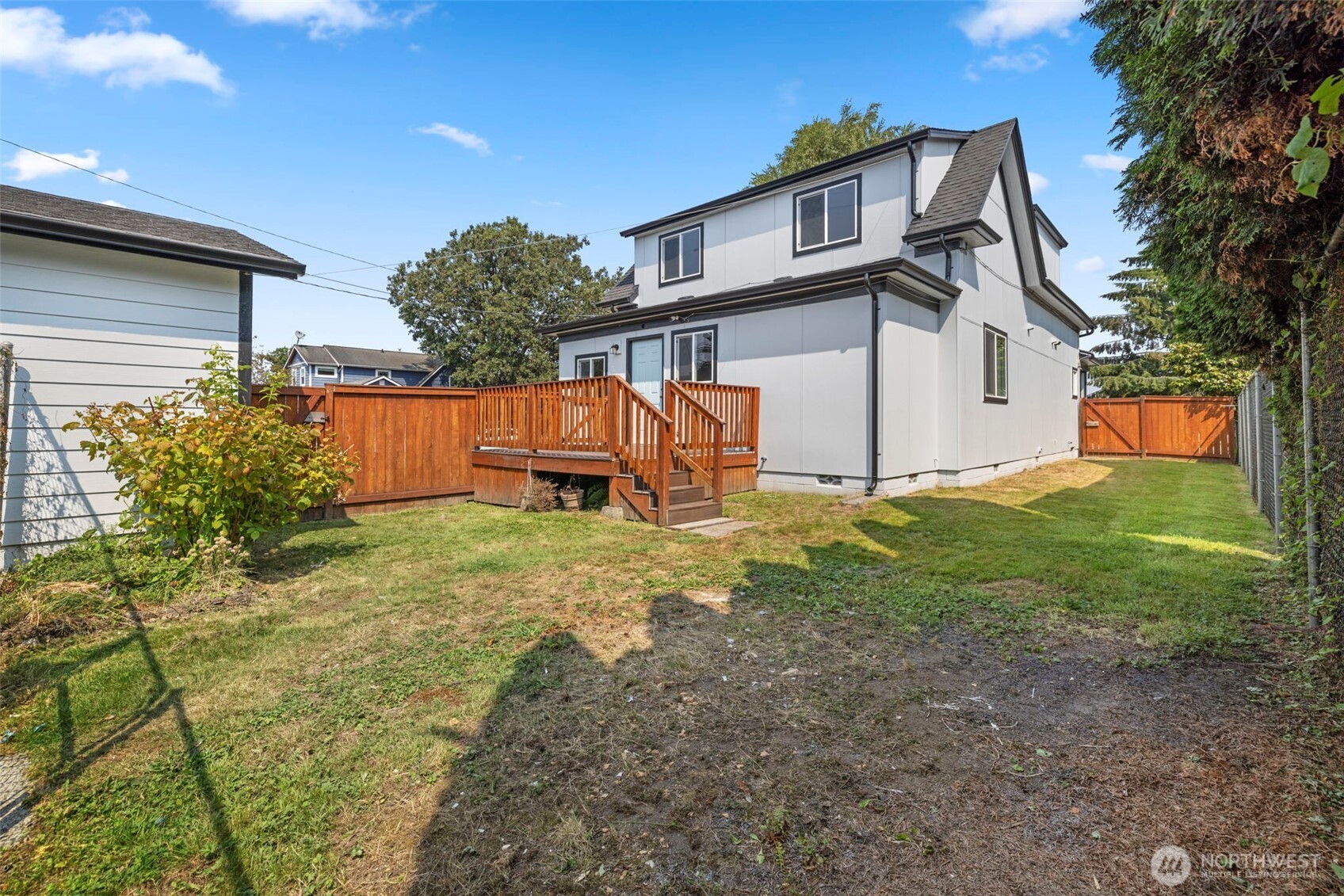 2104 Rockefeller Avenue, Unit 1716 Everett, WA 98201 - Photo 32 of 39 Gallery Image 32