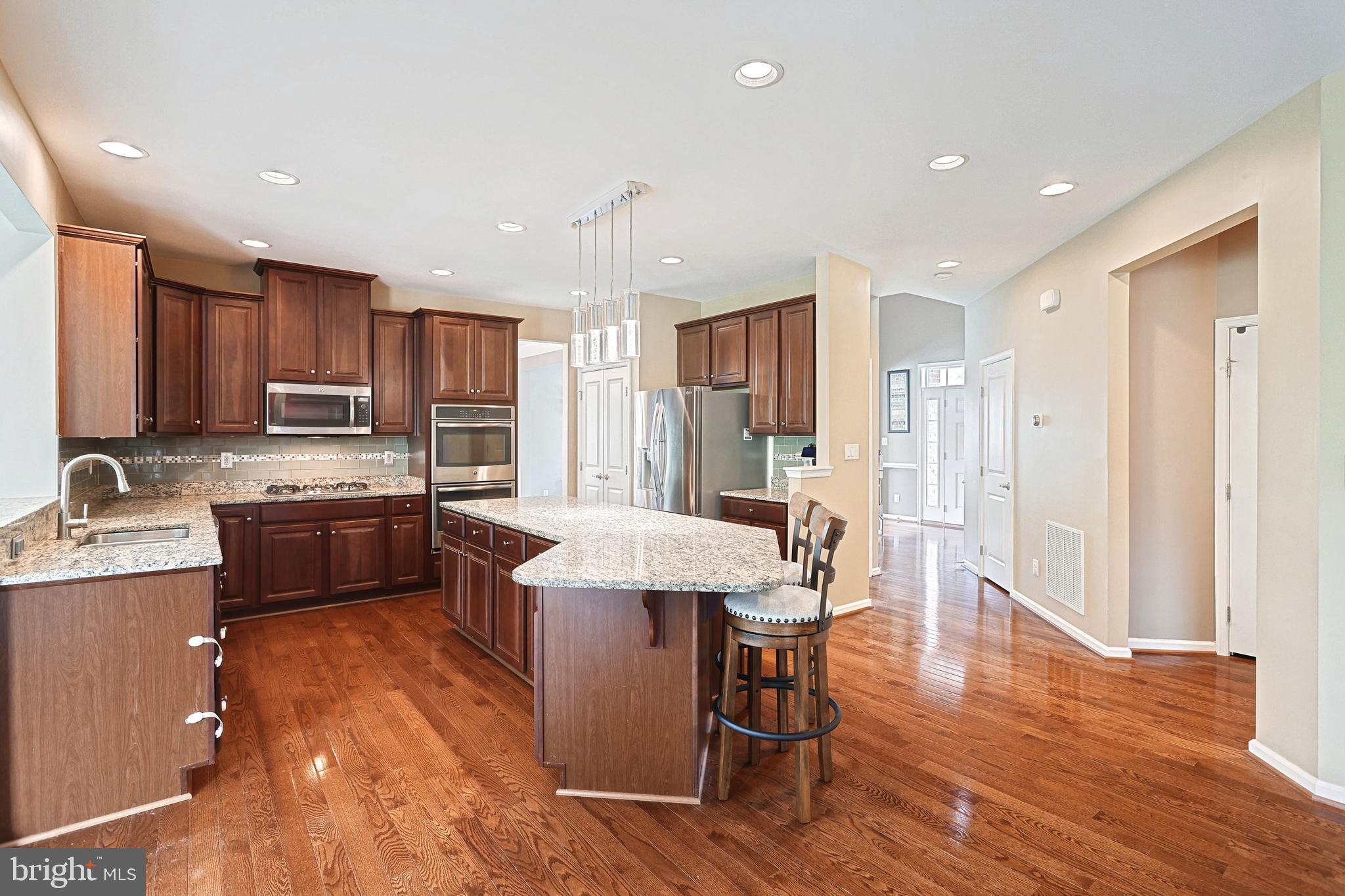 737 Countryside Road Seven Valleys, PA 17360 - Photo 4 of 48