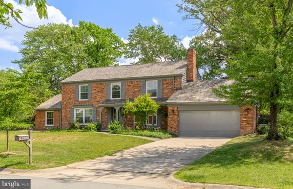 $5,500 | 8416 Fox Run, Potomac, MD 20854