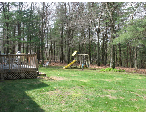 10 Pheasant Hill Road Hopkinton, MA 01748 - Photo 20 of 21 Gallery Image 20