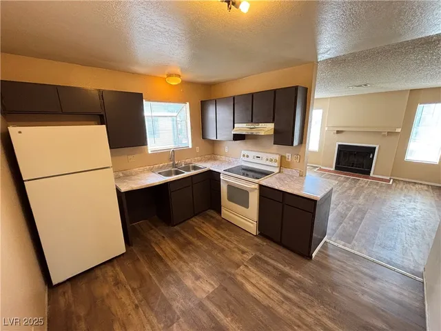 $995 | 4220 Middlesex Avenue, Unit C, Las Vegas, NV 89110