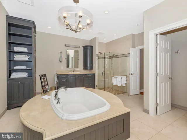 $3,950,000 | 231 Lighthouse View Drive, Stevensville, MD 21666