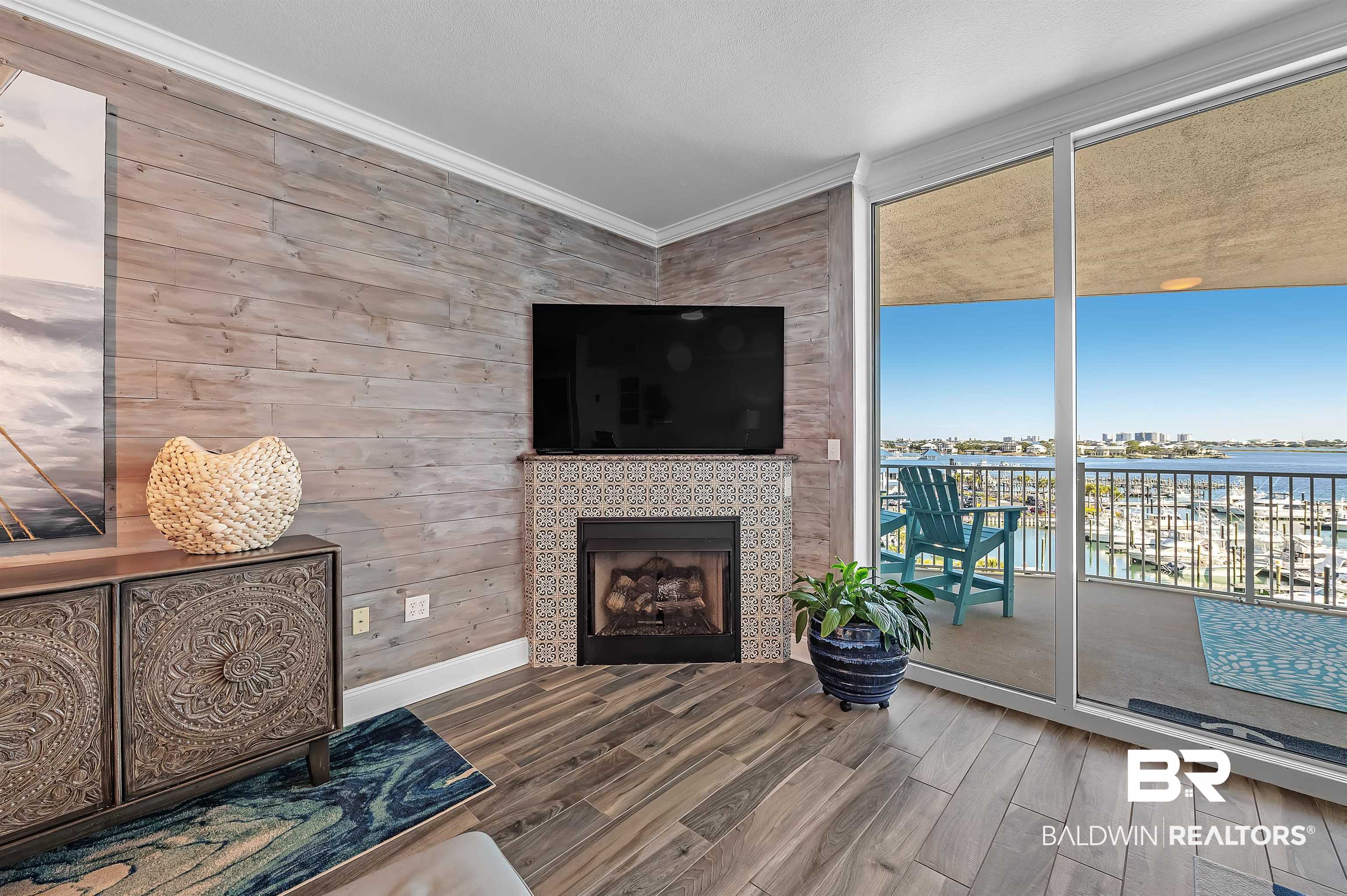 27800 Canal Road, Unit 513 Orange Beach, AL 36561 - Photo 12 of 39 Livingroom
