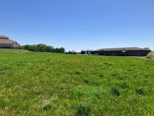 $125,000 | 1299 College Way, Fergus Falls, MN 56537