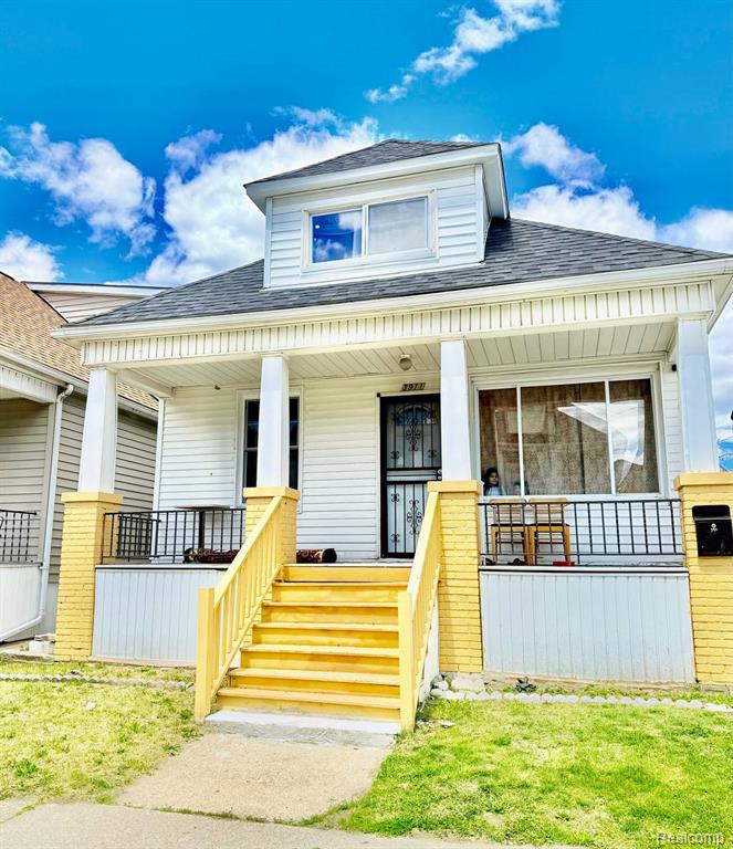 3911 Edwin Street Hamtramck, MI 48212 - Photo 2 of 11