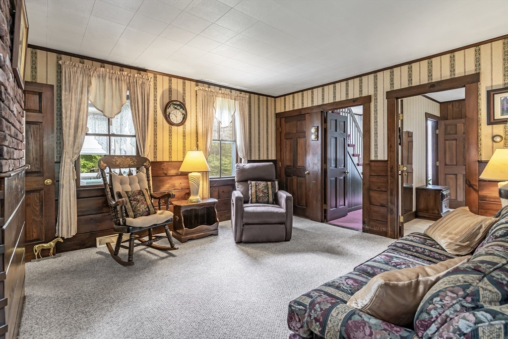 53 Long Pond Road Tyngsborough, MA 01879 - Photo 13 of 34