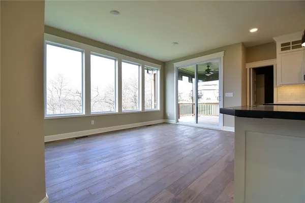 $789,950 | 13459 Terrace Park Drive, Parkville, MO 64152