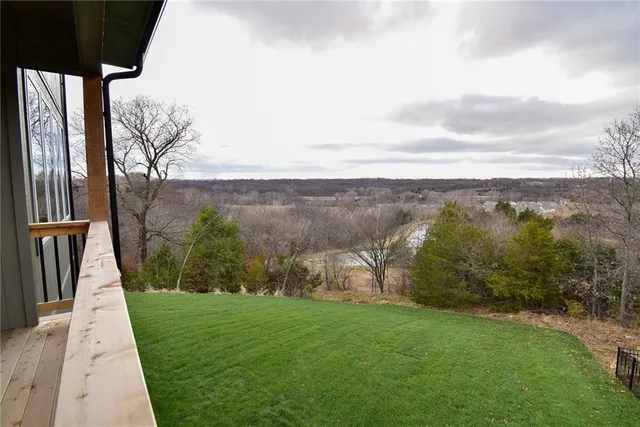 $789,950 | 13459 Terrace Park Drive, Parkville, MO 64152