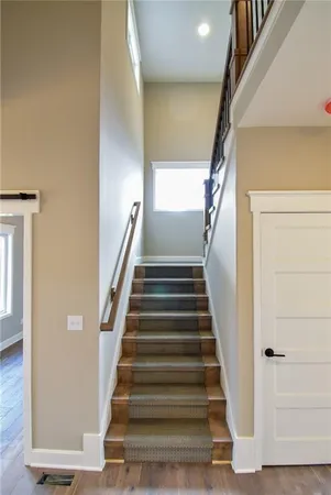 $789,950 | 13459 Terrace Park Drive, Parkville, MO 64152