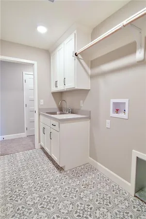 $789,950 | 13459 Terrace Park Drive, Parkville, MO 64152