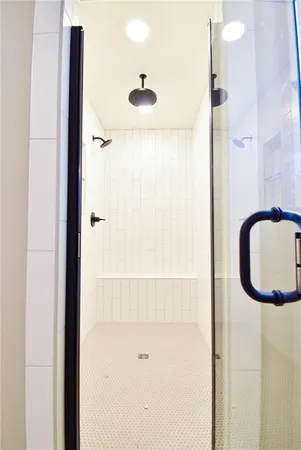 $789,950 | 13459 Terrace Park Drive, Parkville, MO 64152