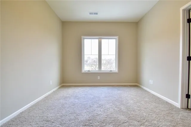 $789,950 | 13459 Terrace Park Drive, Parkville, MO 64152