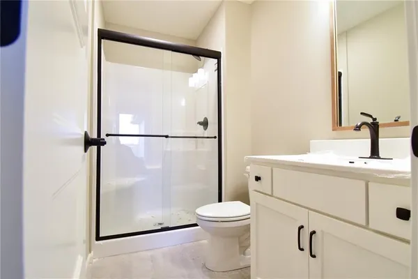 $789,950 | 13459 Terrace Park Drive, Parkville, MO 64152