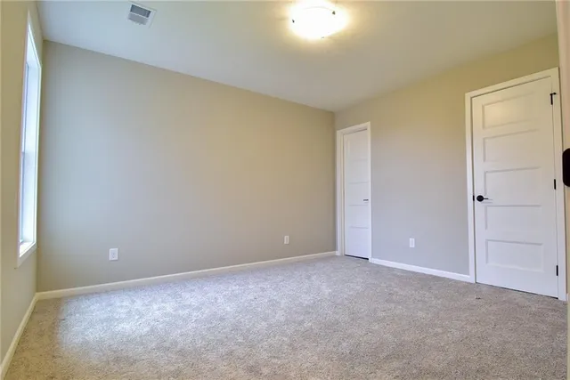 $789,950 | 13459 Terrace Park Drive, Parkville, MO 64152