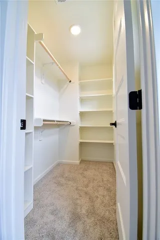 $789,950 | 13459 Terrace Park Drive, Parkville, MO 64152