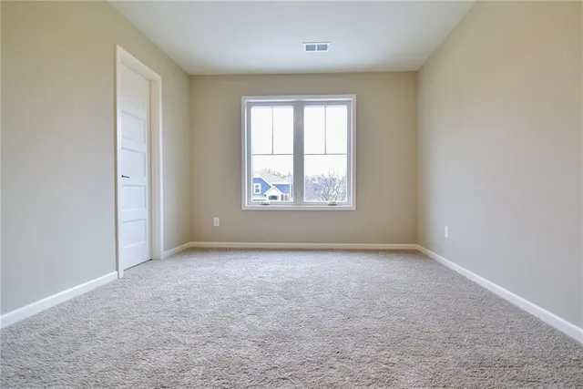 $789,950 | 13459 Terrace Park Drive, Parkville, MO 64152