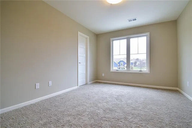 $789,950 | 13459 Terrace Park Drive, Parkville, MO 64152