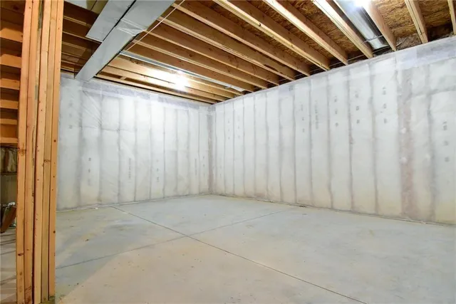 $789,950 | 13459 Terrace Park Drive, Parkville, MO 64152