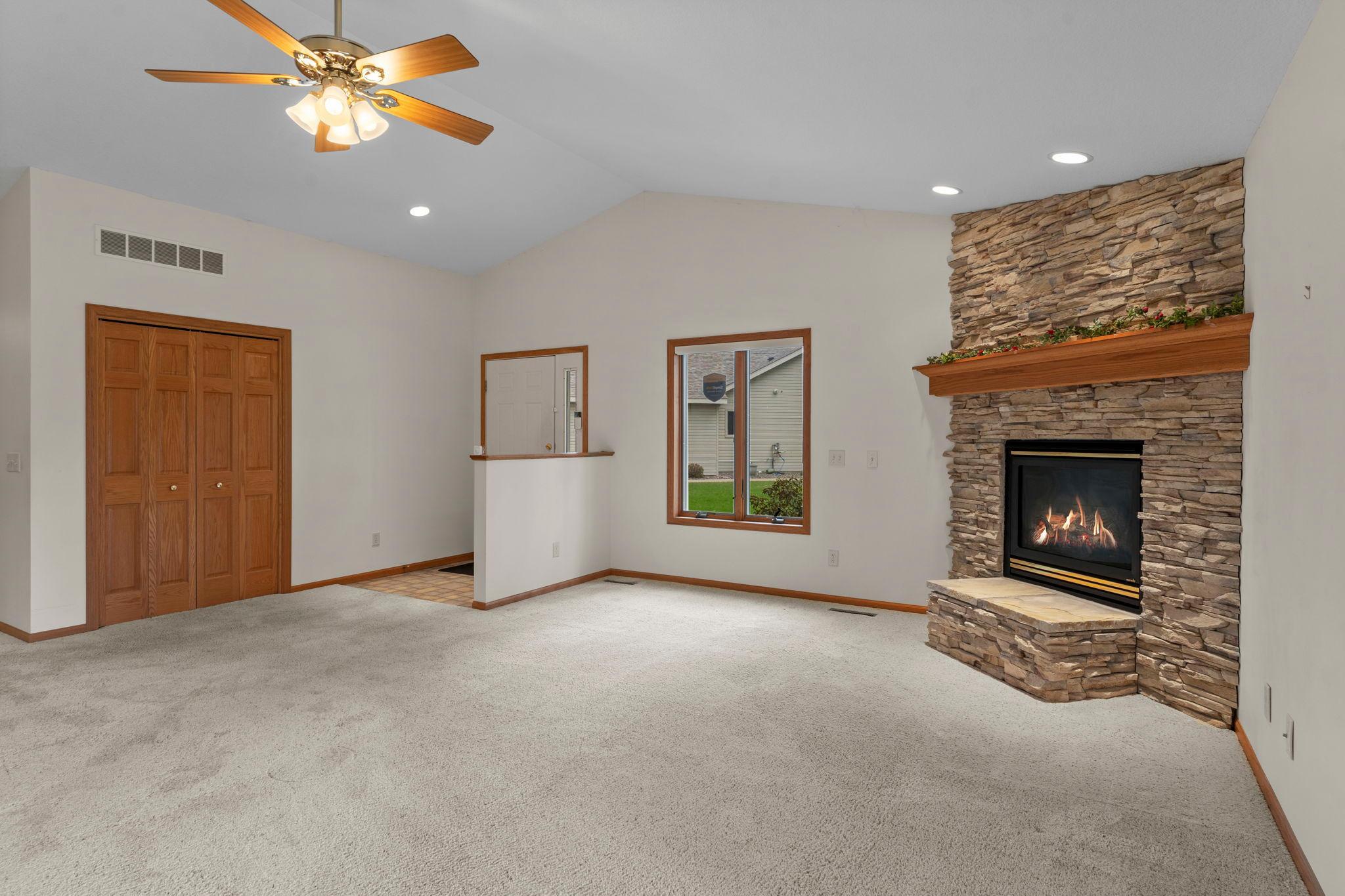 450 Deer Path Osceola, WI 54020 - Photo 4 of 35