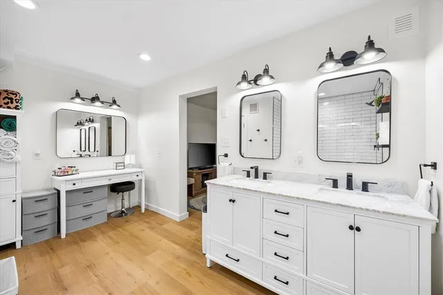 a view of a lake with houses